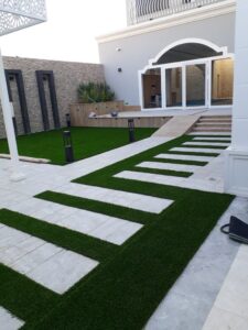 خدمة تركيب عشب (ثيل) صناعي 5 ثيل صناعي الطائف - هوم جاردن لتنسيق الحدائق