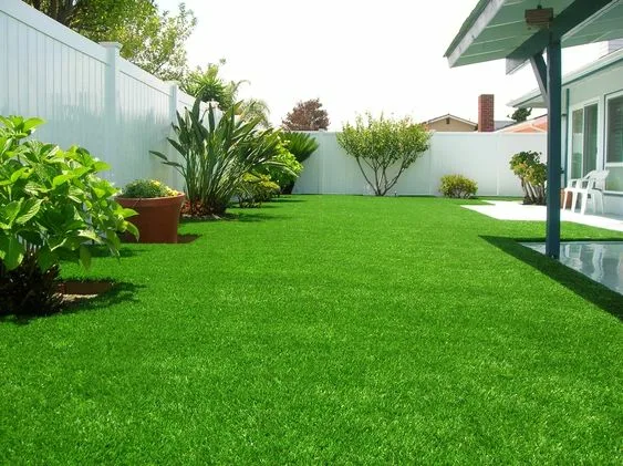طريقة تركيب العشب الصناعي على الرمل – homegardensa.com